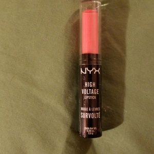 High voltage lipstick